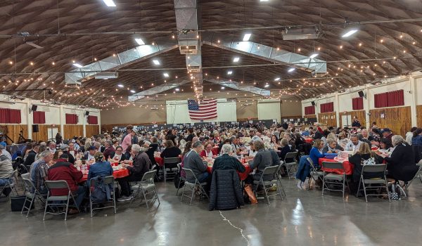 Crab Gala Goers enjoying their feast of crab.